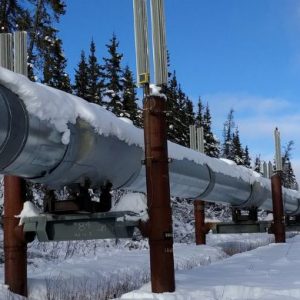 Oil and gas pipeline with snowcat and beadedstream data logger
